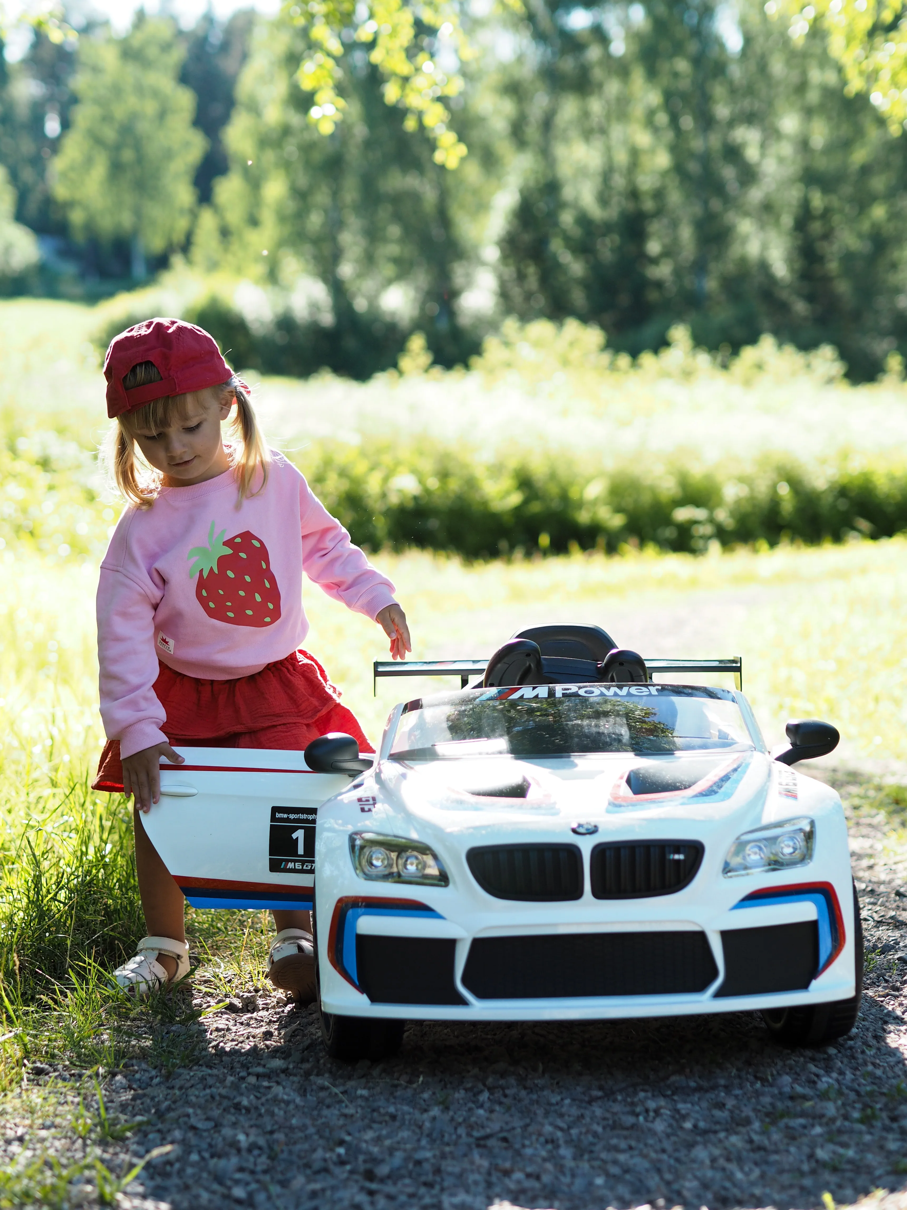 BMW M6GT3 Elbil, hvid